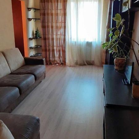 Заселення По Коду В 2 Кімнатну Квартиру В Центре Oujhorod Extérieur photo